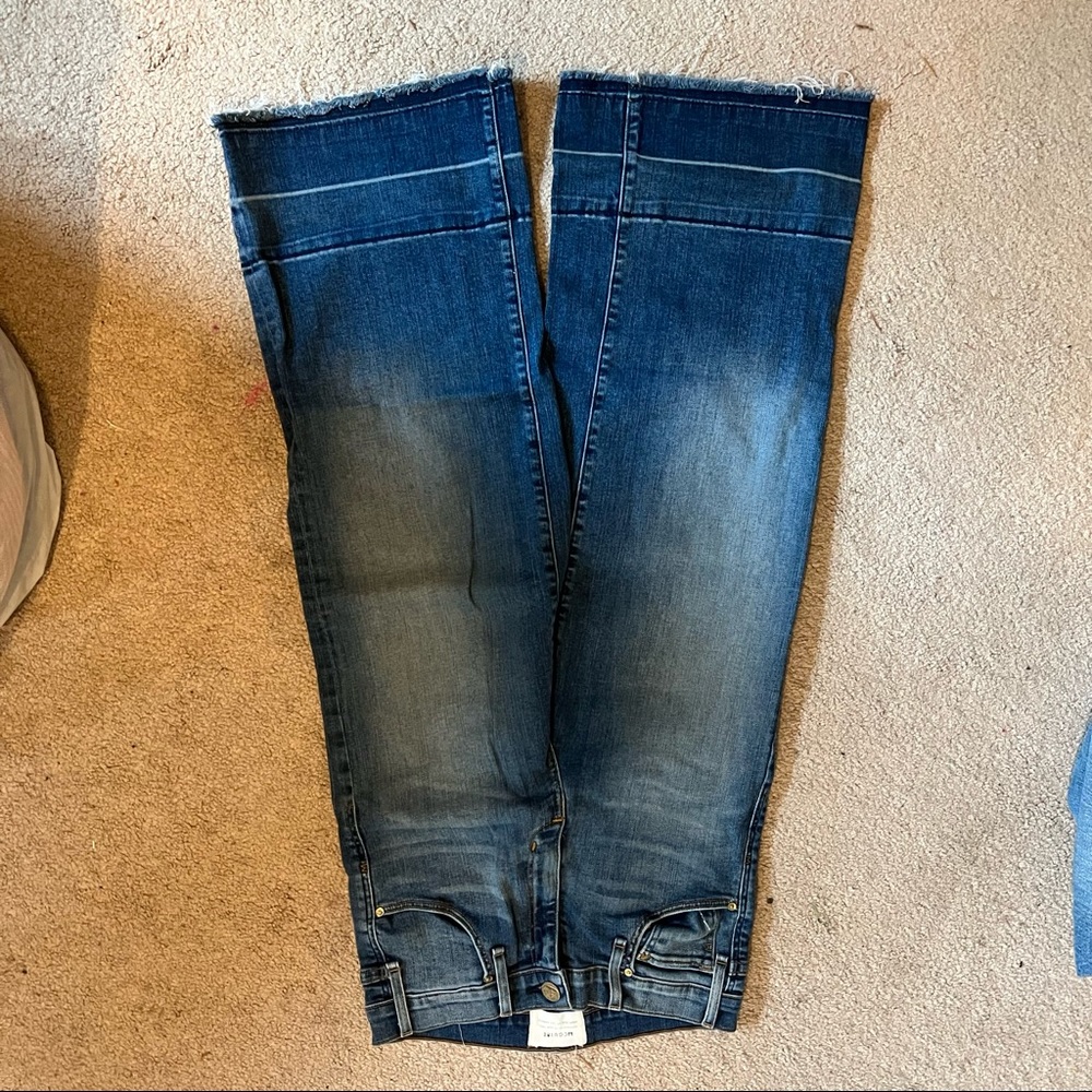 Wide Leg Cropped Raw Hem McGuire Jeans Size 24